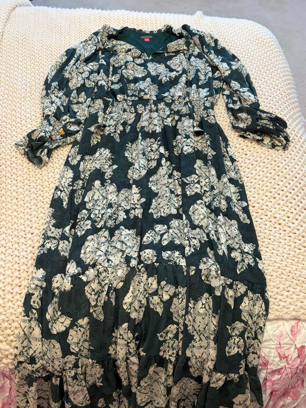 Vince Camuto Long Sleeve Smocked Maxi Dress Size XL Forest Green Floral